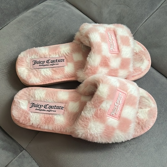 “Juicy Couture- Slippers size 6” - Picture 2 of 8
